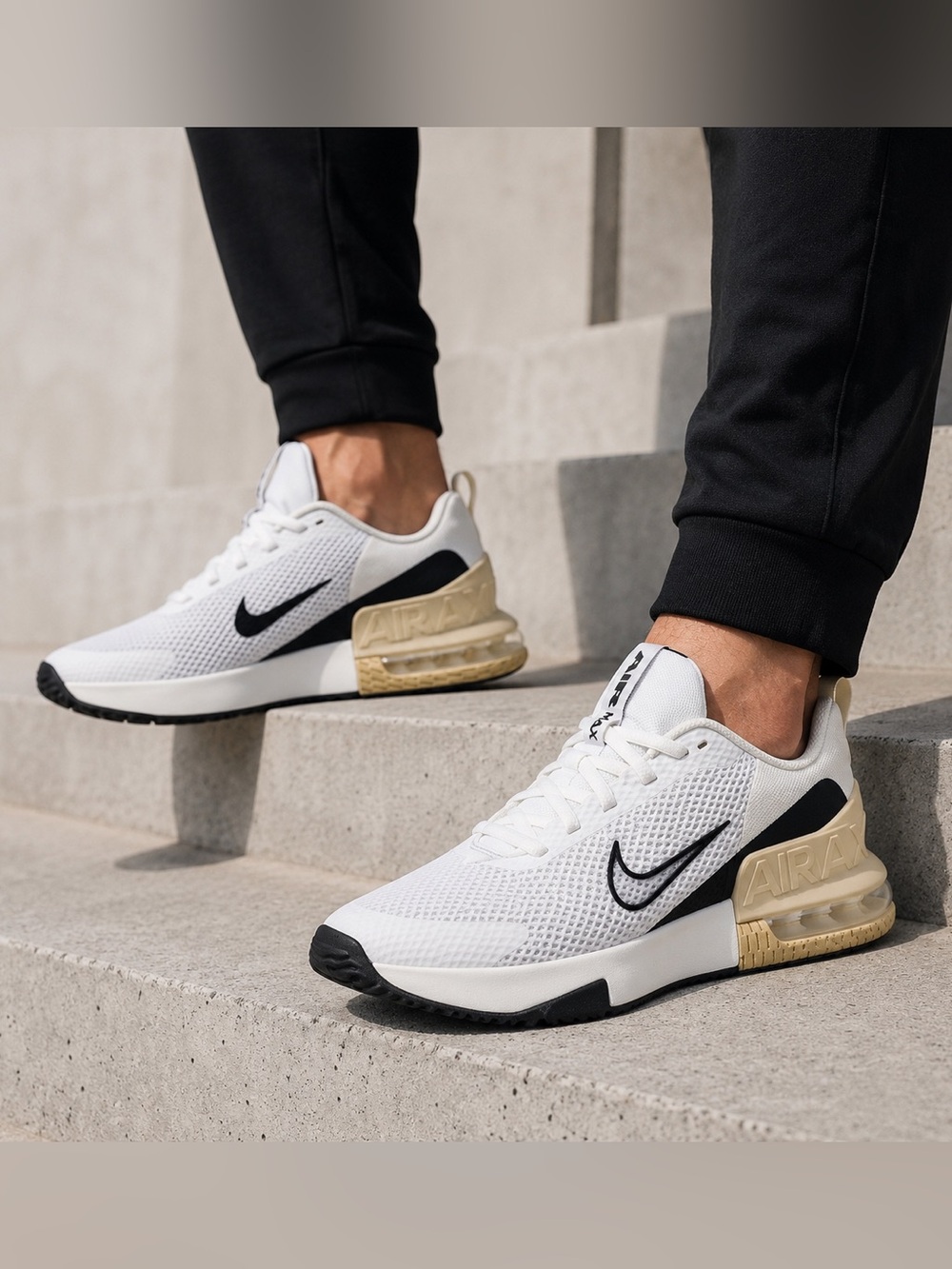 NEW Nike men Air Max Alpha Trainer 6 - Picture 1 of 9
